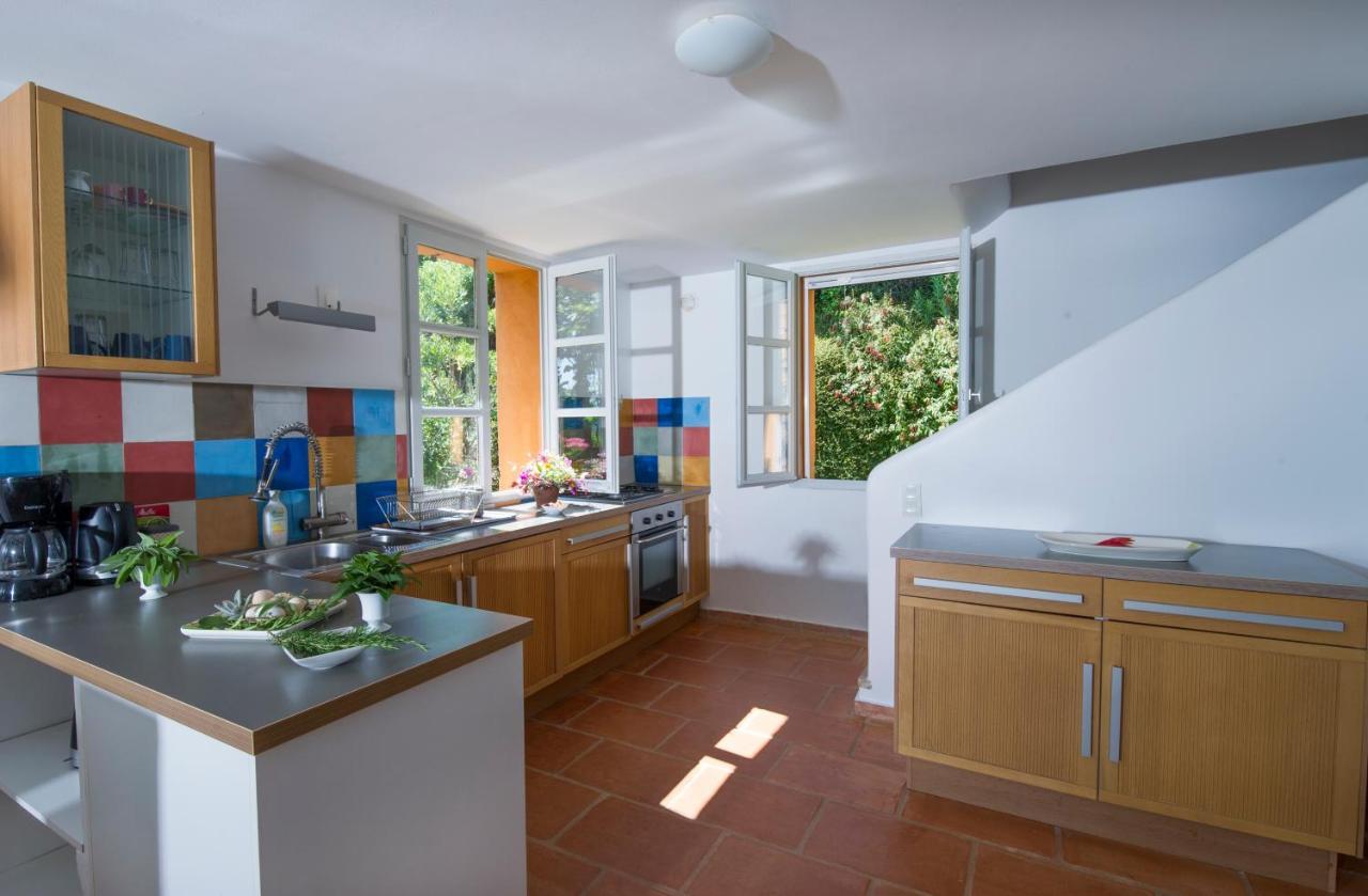 ラ・ロンド・レ・モール House With Garden And Sea Viewヴィラ エクステリア 写真