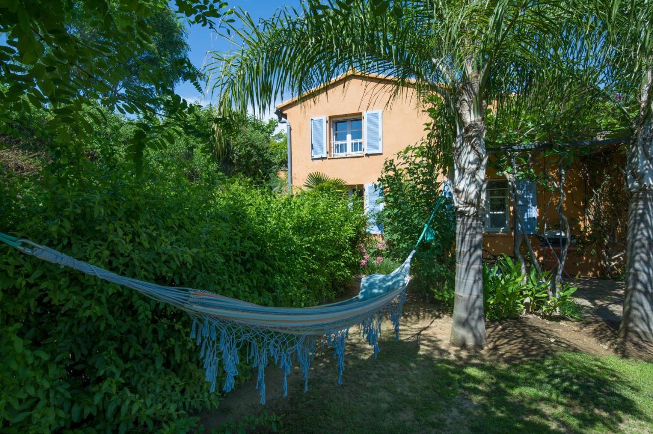 ラ・ロンド・レ・モール House With Garden And Sea Viewヴィラ エクステリア 写真